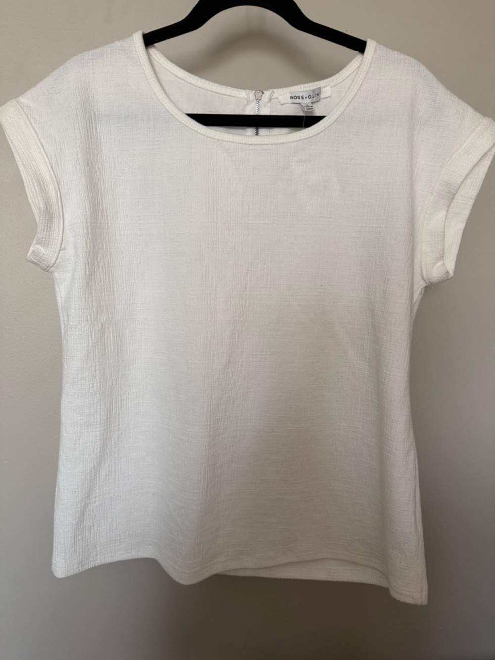 Rose & Olive Cream Short-Sleeve Textured Crewneck Top